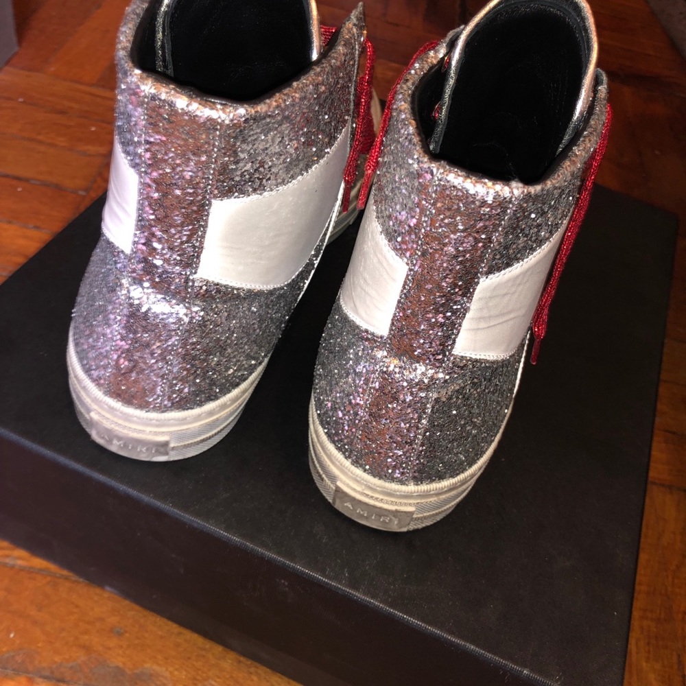 Sneakers - Picture 2 of 5